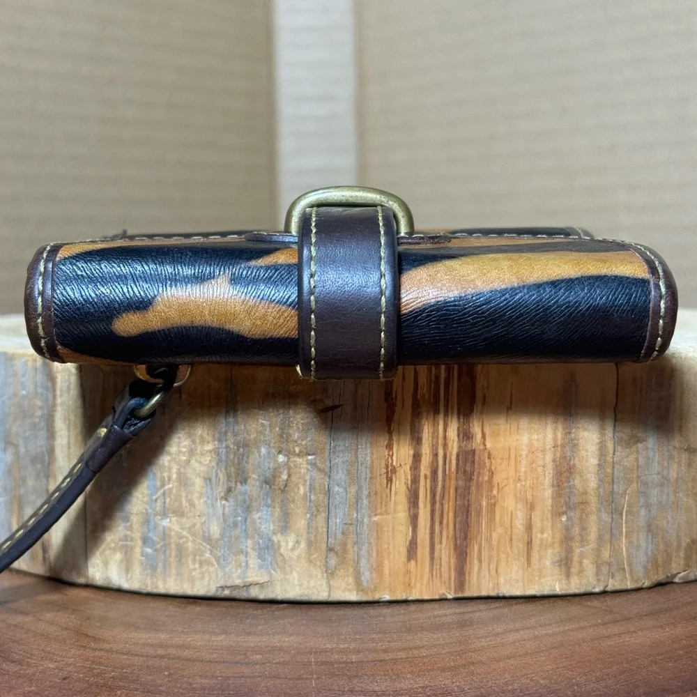 RARE VINTAGE DOONEY & BOURKE LEATHER ZEBRA PRINT WALLET - Picture 5 of 16